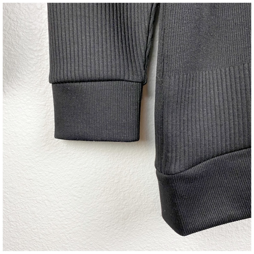 Lysse Quilted Convertible Sweatshirt In Black Size Small - Picture 8 of 13